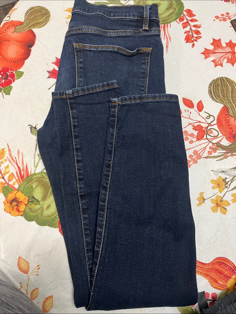 Frame Denim Skinny Jeans in Dark Blue